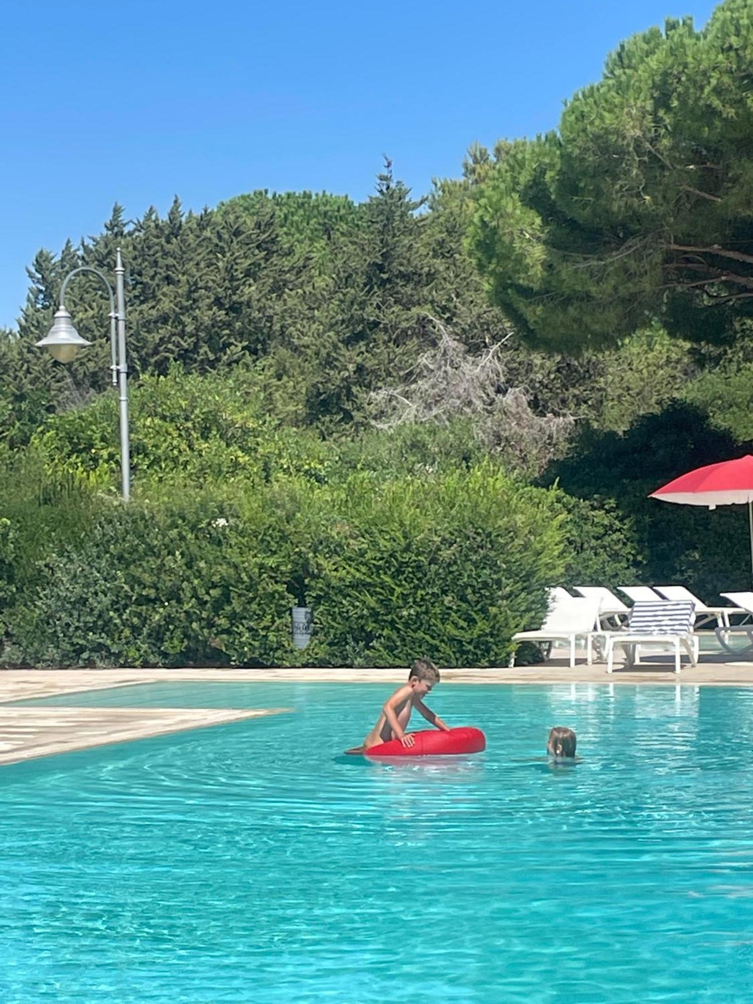 Villaggio I Sorbizzi Marina Di Bibbona Eksteriør bilde